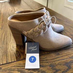 Universal Thread Taupe Suede Braided Mule Booties Size 7 NWT Block Heel